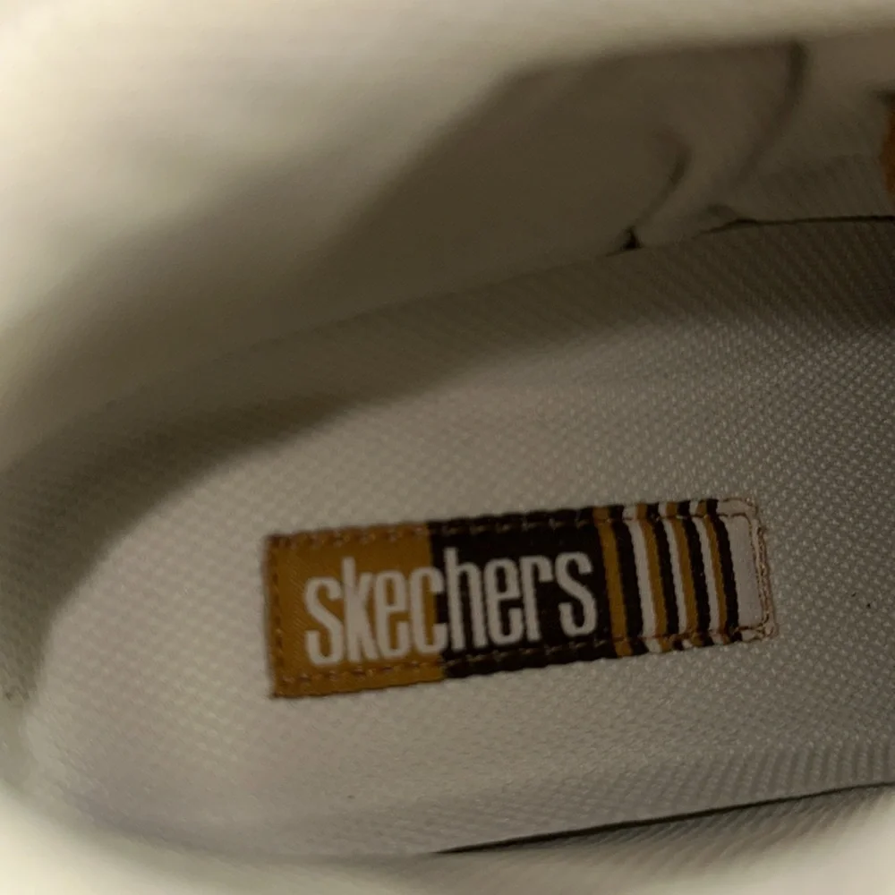 Skechers Synergy Tan & Cream Women’s Hiking Outdoorsy Lace-up Ankle Boots Size 6